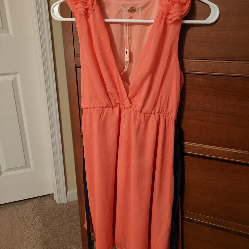 Dress - Picture 7 of 8